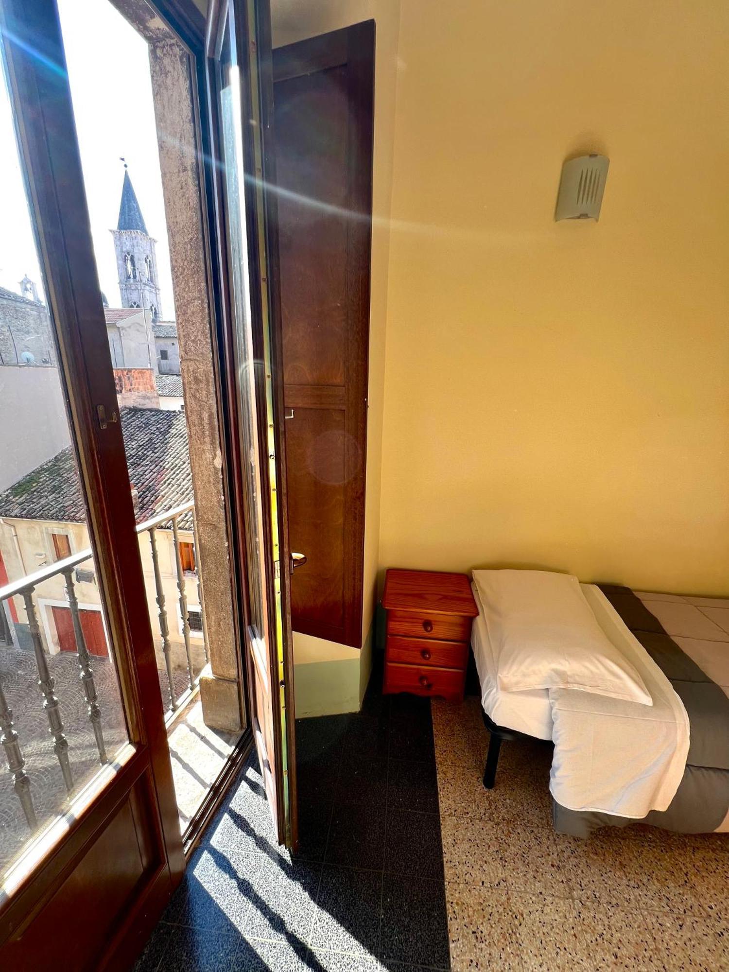 Regina D'Aragona Casa Vacanze Сульмона Экстерьер фото